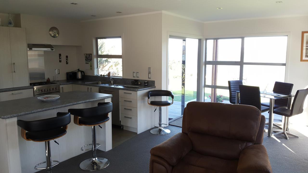 Athenree Waterside Accommodation المظهر الخارجي الصورة